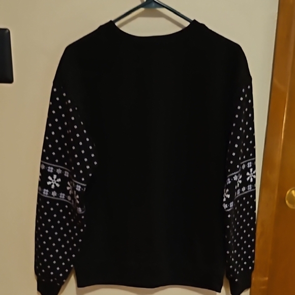 **Clearance** Frozen II Black Sweatshirt - Picture 4 of 7